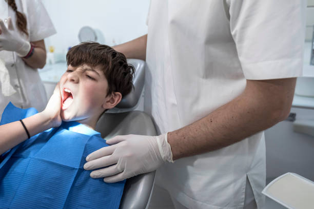 Best Orthodontic Emergency Dentist in Clare, MI